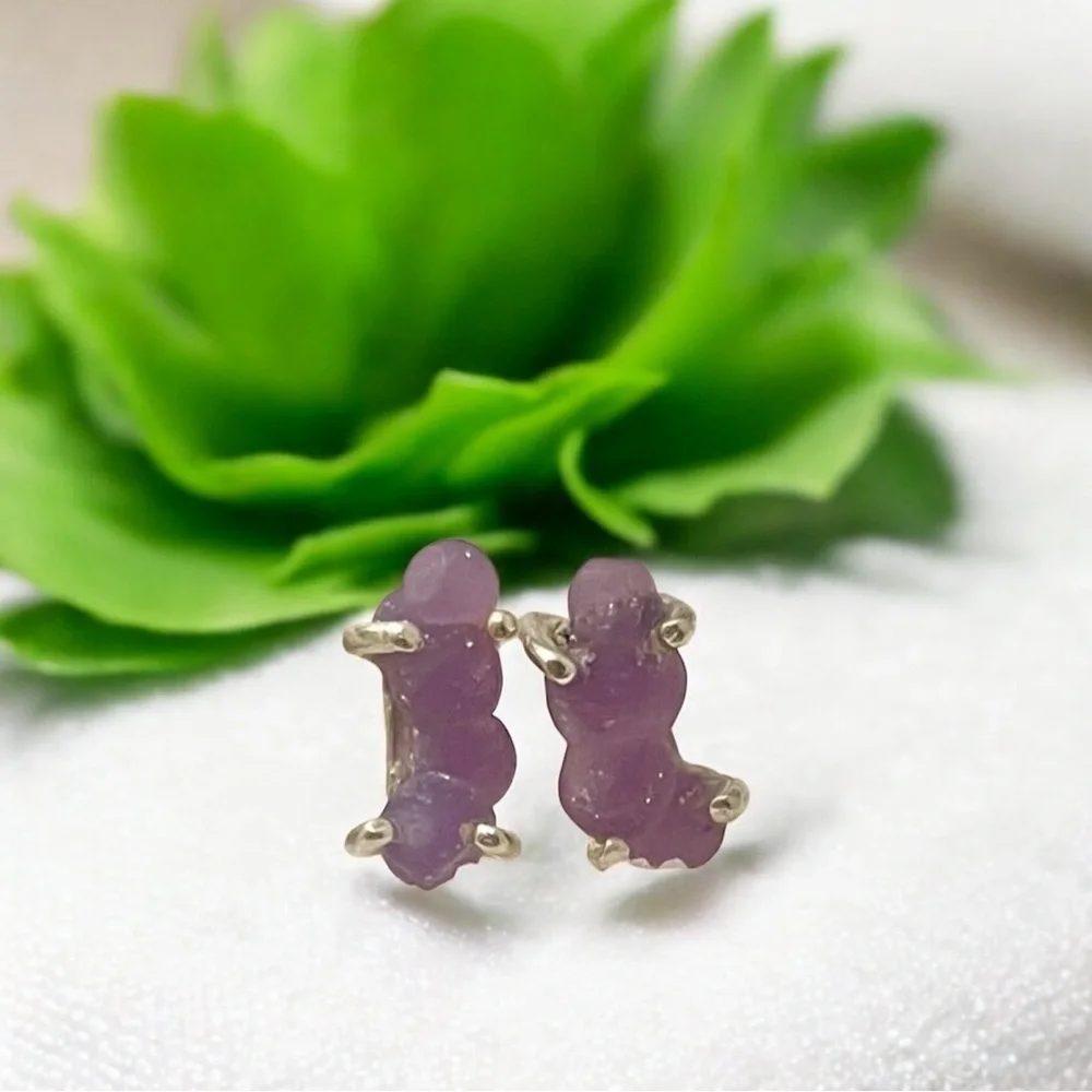 RARE Purple Grape Agate Chalcedony Sterling Silver Stud Earrings 925